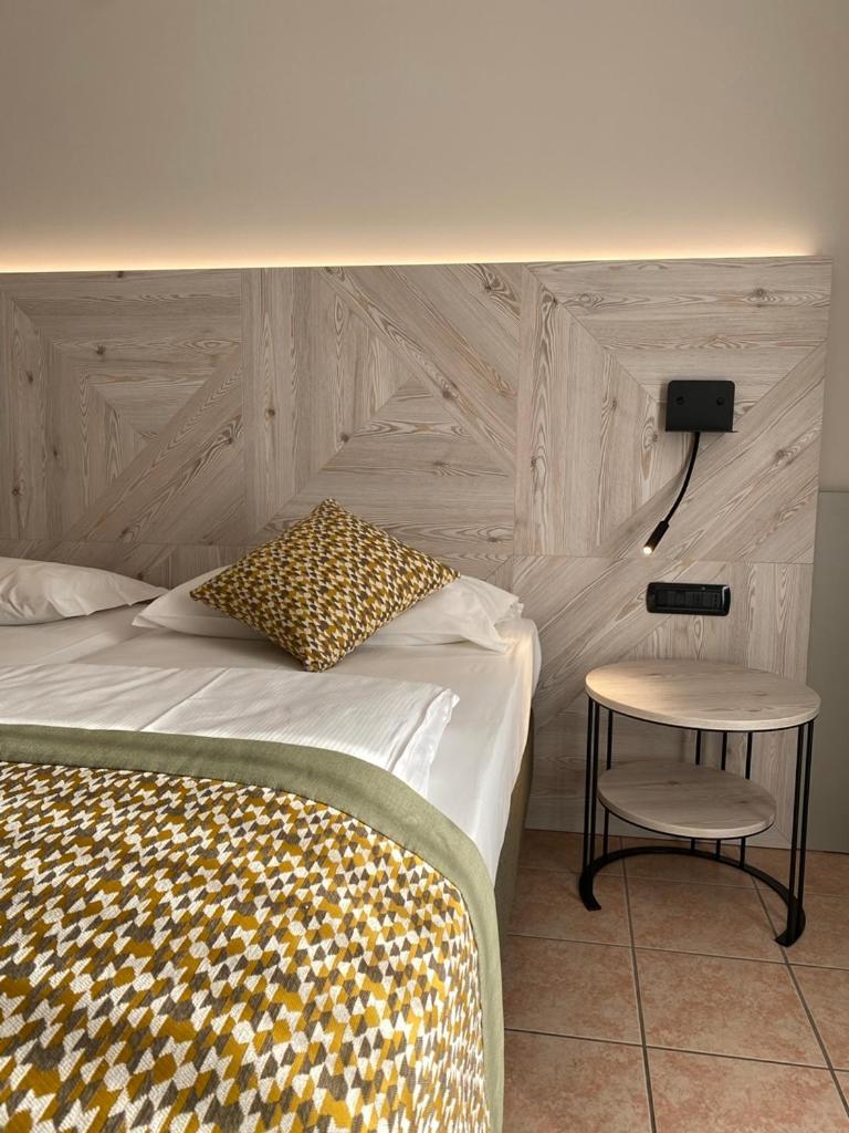 Hotel Villa Olivo Resort 3S Бардолино Екстериор снимка