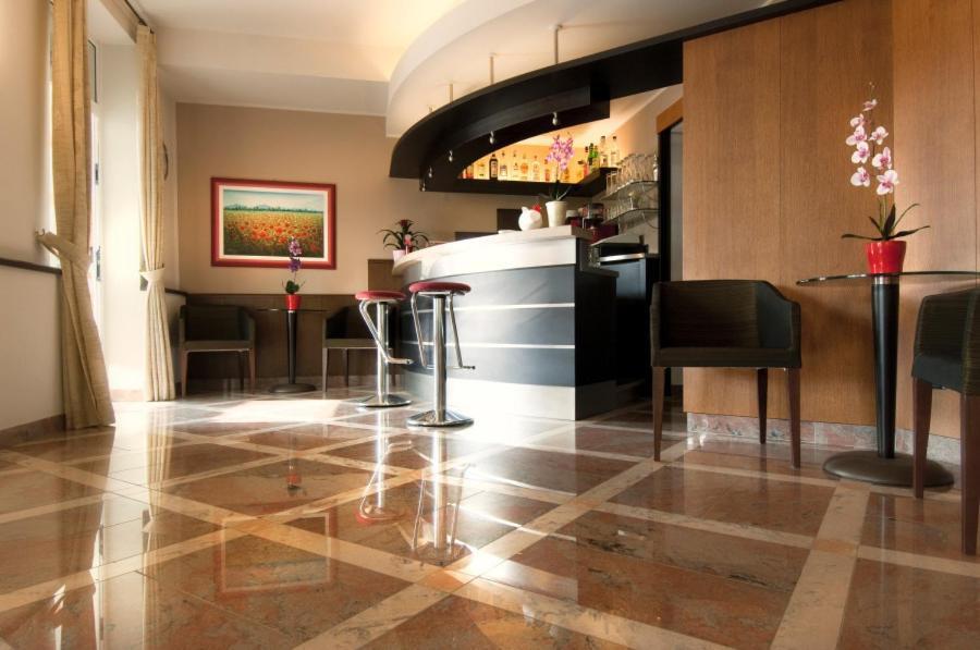 Hotel Villa Olivo Resort 3S Бардолино Екстериор снимка