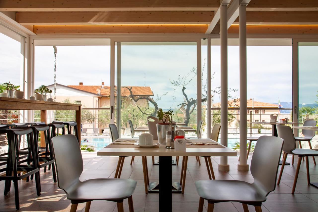 Hotel Villa Olivo Resort 3S Бардолино Екстериор снимка